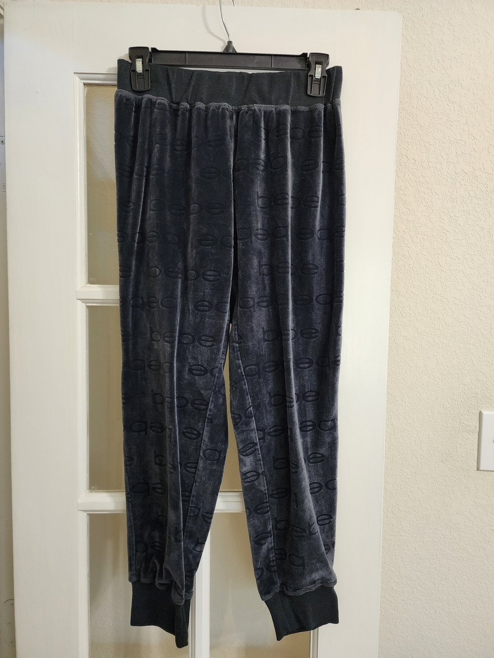 Bebe Velour Logo Jogger Pants Gray Plush Lounge Y2K Style Small